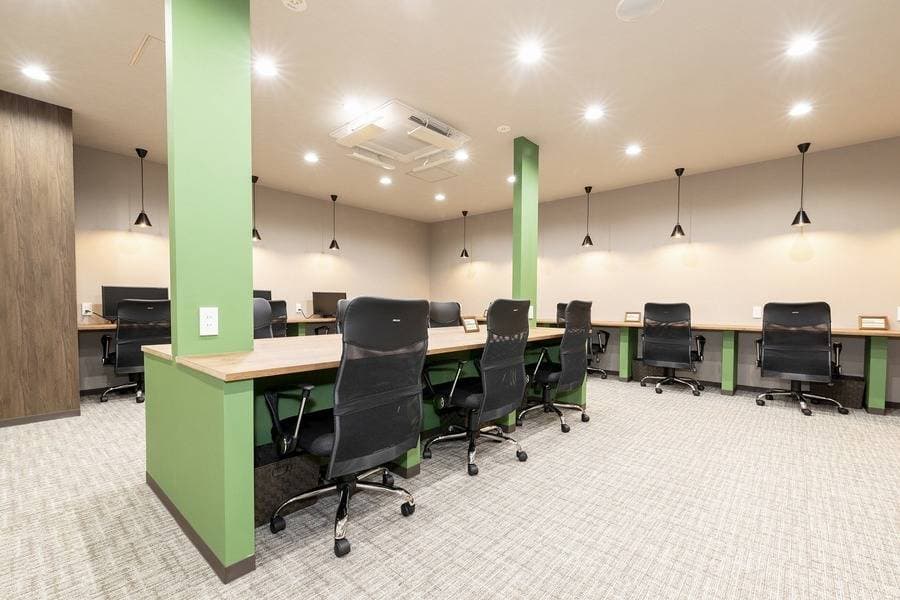 BIZcomfort松戸駅前 8名用会議室 写真3