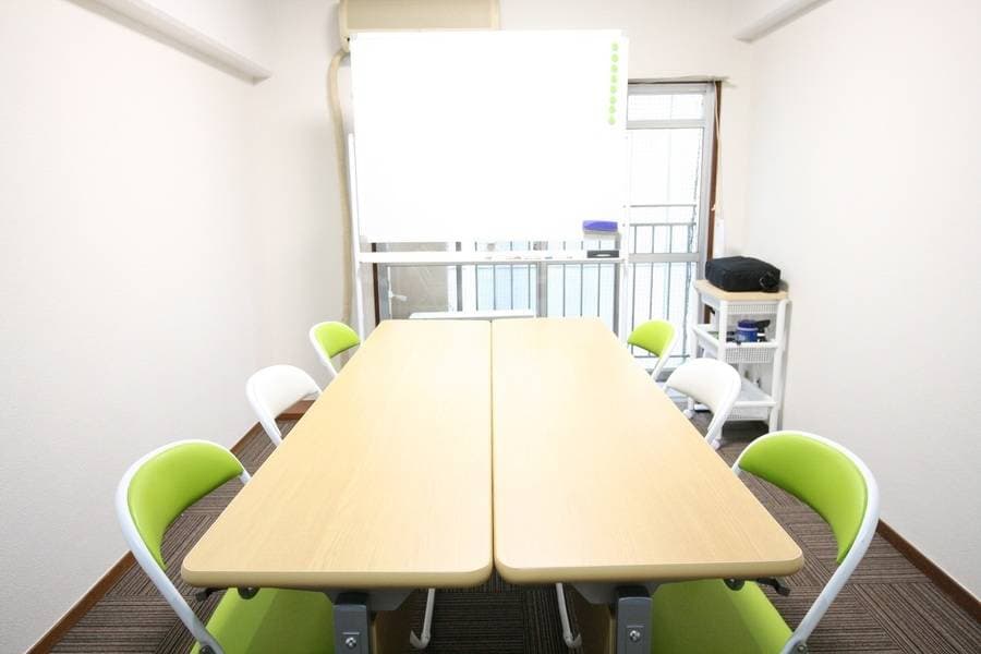 お気軽会議室博多pico　地域最安値 写真4