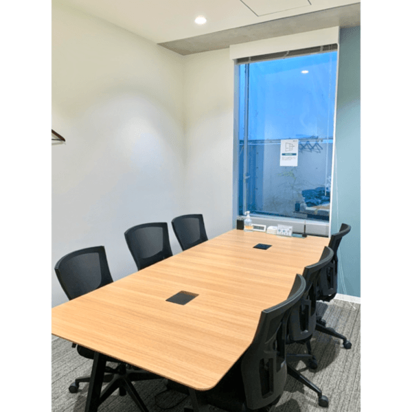 Bizcomfort大森山王 6名用会議室①