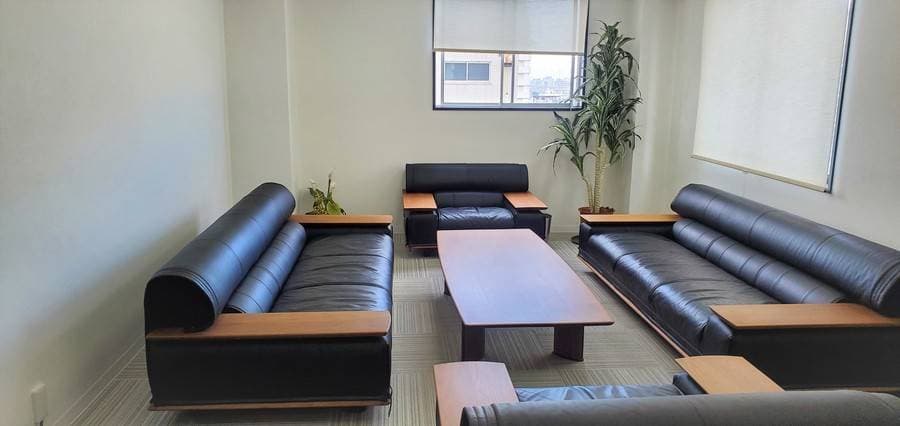 Workmedi新宿 応接室A