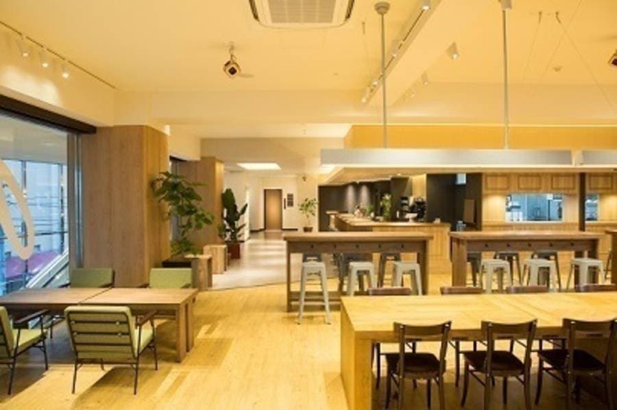 エンブレムホステル西新井Cafe＆Bar 15～18時 写真4