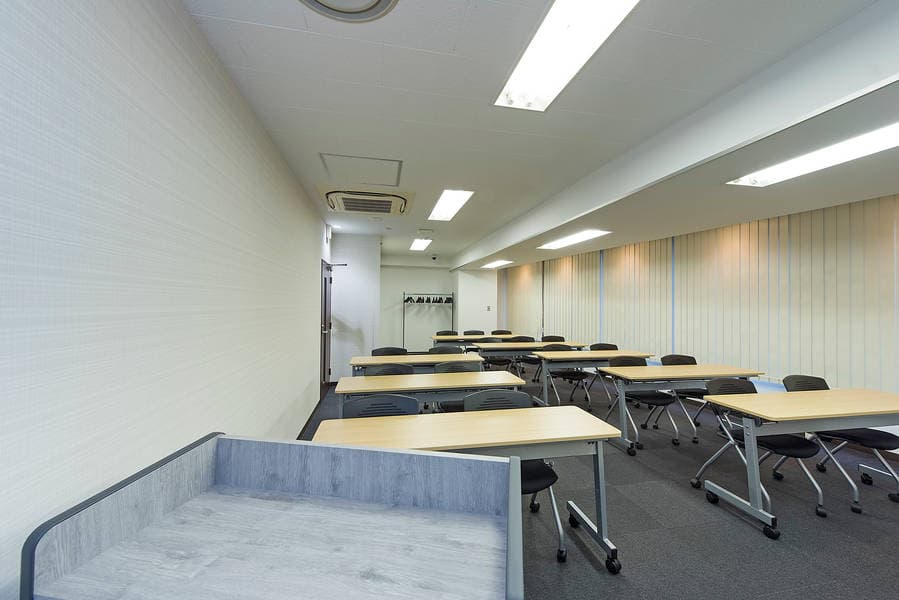 渋谷道玄坂アントレサロン 18名セミナールーム 写真5
