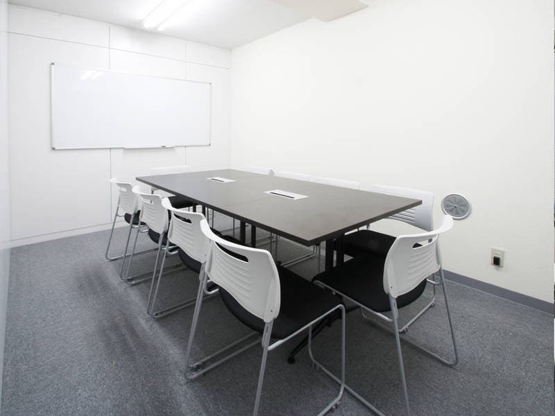 ROOMs水道橋店　第3会議室　JR水道橋駅 徒歩2分