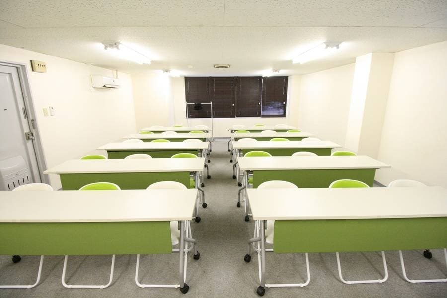 お気軽会議室堺筋本町【3冠達成】42人着席可能