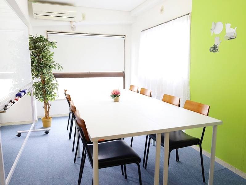 ルックハイツ新宿607号室ライト会議室 写真2