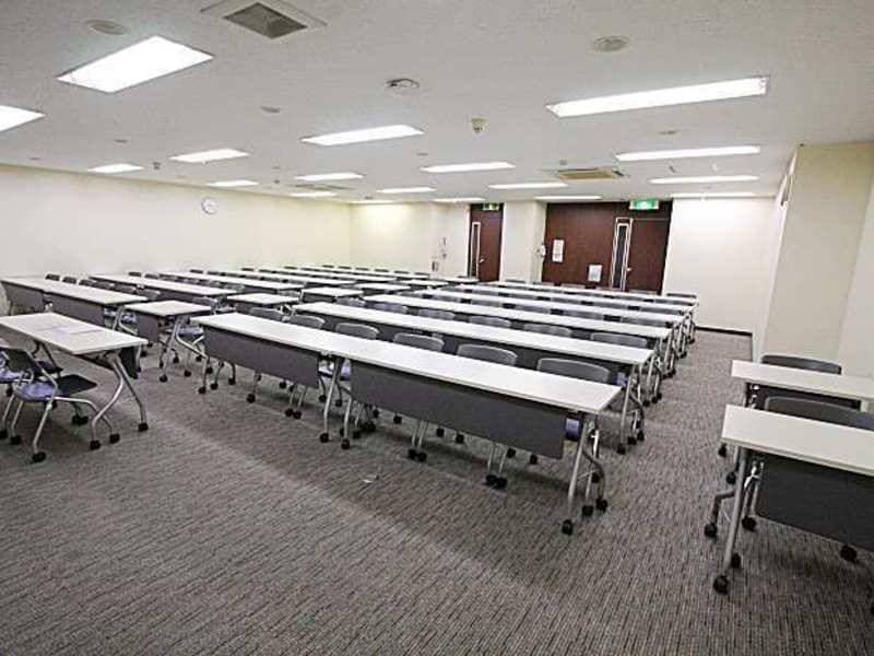名古屋会議室 名駅モリシタ名古屋駅東口店 第2会議室〜80名 写真4