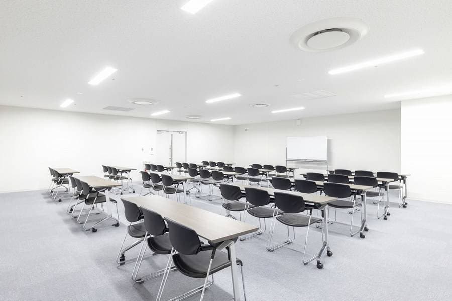 BIZcomfort水戸 会議室4