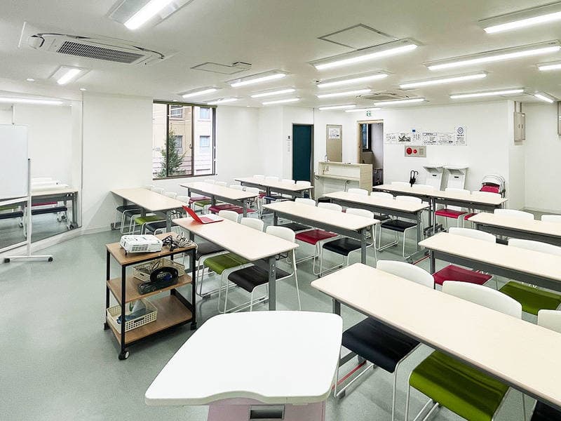 みんなの貸会議室　天神西通り北店別館401会議室 写真2
