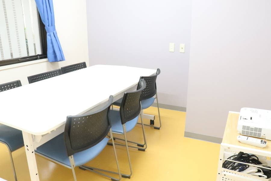 みんなの貸会議室　那覇旭町店 写真2