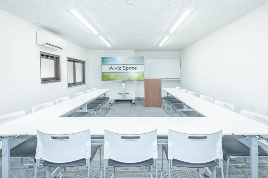 セミナールームAivic西新宿1号店 写真2