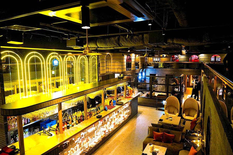 ORIENTAL LOUNGE 浜松店 写真2