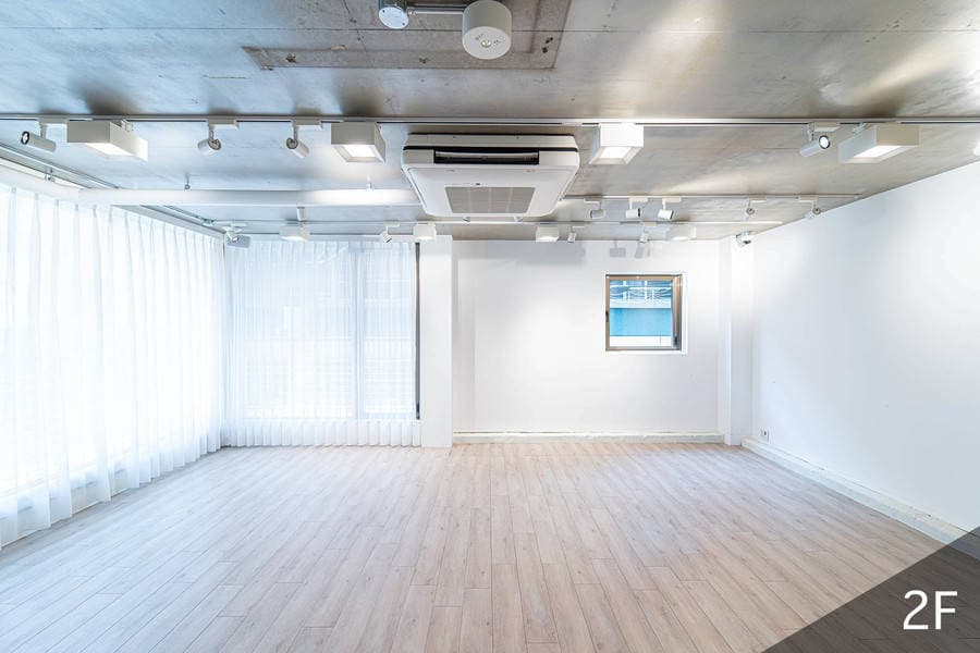 表参道GALLERY店 2階のみ