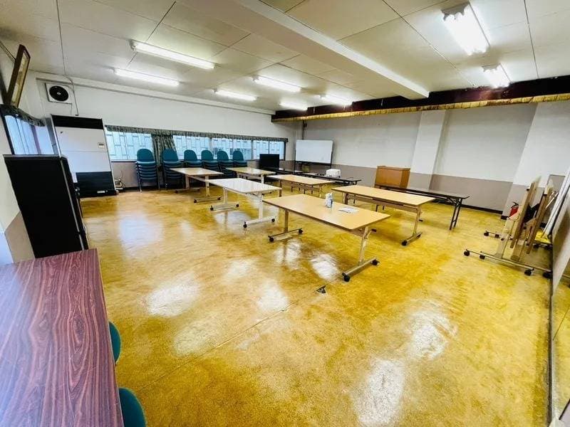 かなり広めのダンス可能なセミナールーム 写真4