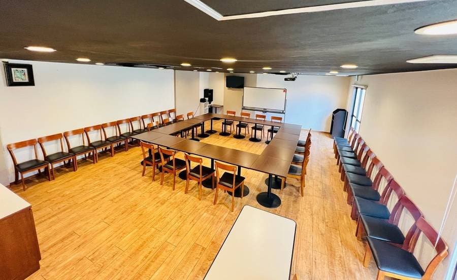 西宮北口の貸し会議室 写真3