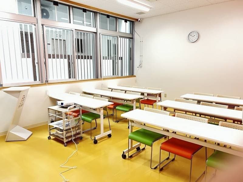 みんなの貸会議室　那覇壺川店 写真2
