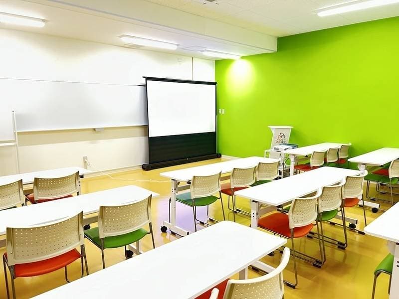みんなの貸会議室　那覇壺川店 写真3