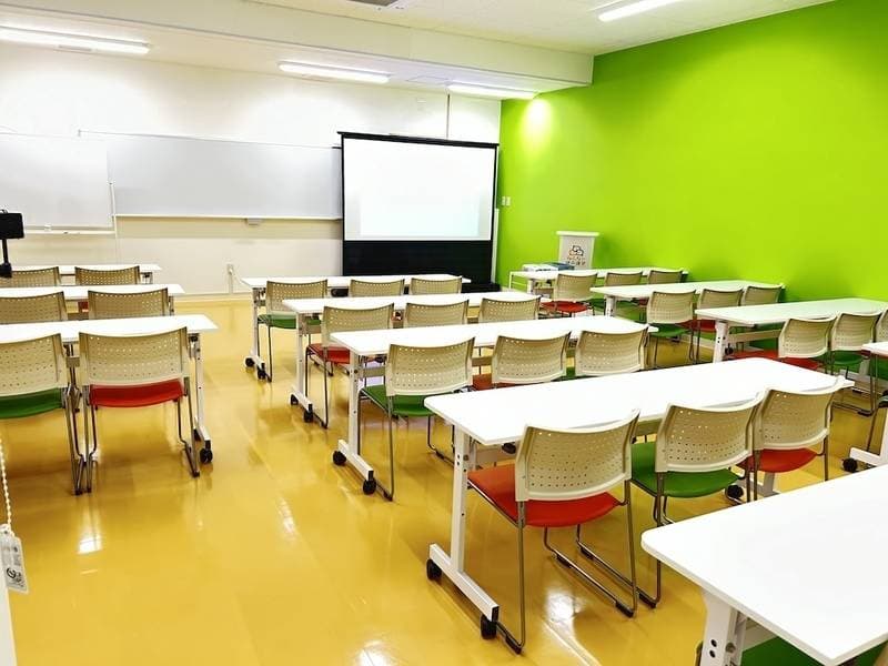 みんなの貸会議室　那覇壺川店 写真4