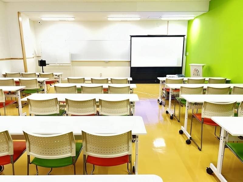 みんなの貸会議室　那覇壺川店 写真5