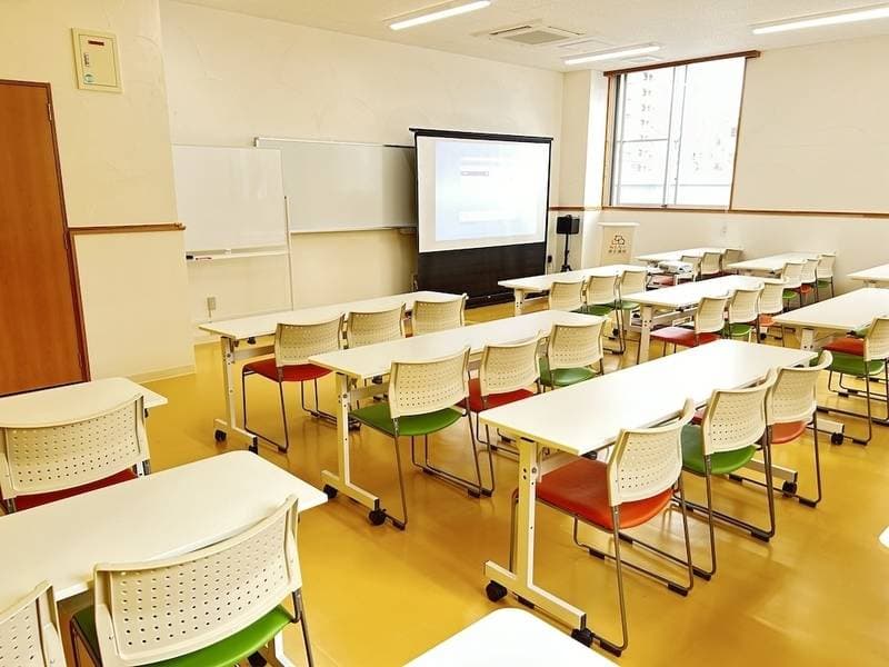 みんなの貸会議室　那覇壺川店 写真2