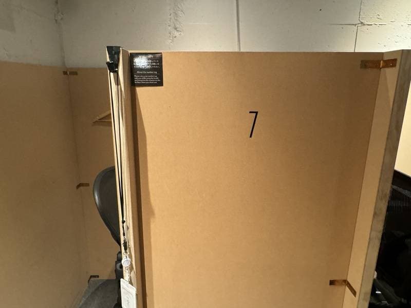 アーロンチェアブース1  WCOFFEE北大塚 写真3