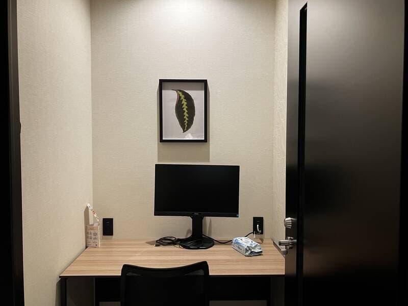 HIRAI TERRACELOUNGEwithH1T ROOM W02