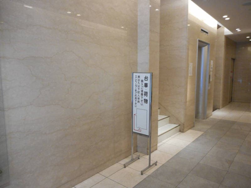 NSEリアルエステート堺筋本町店 写真4