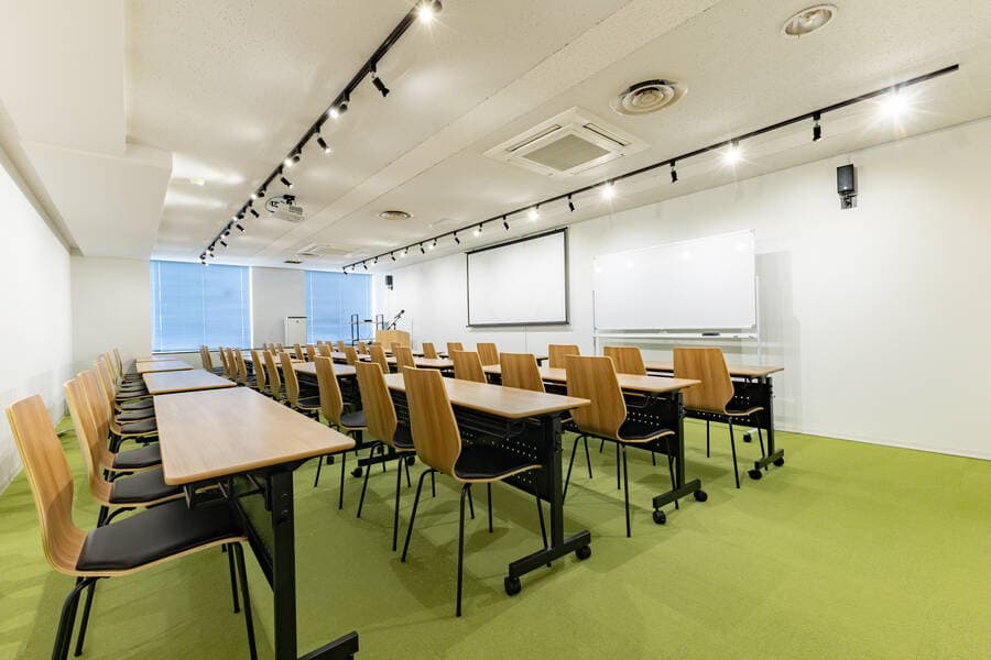 【初めて利用する方限定】名古屋伏見貸し会議室Nuts 写真3