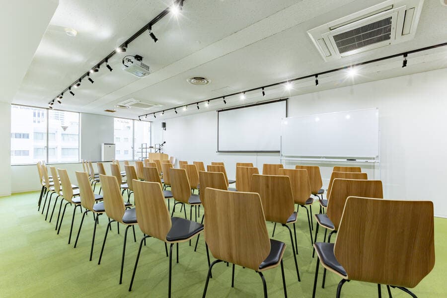 【初めて利用する方限定】名古屋伏見貸し会議室Nuts 写真4