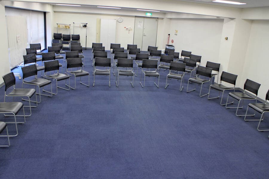 ＳＭＧ貸し会議室　サンワールドビル6階2号室 写真5
