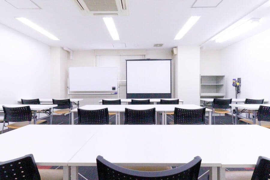 ふれあい貸し会議室 心斎橋E 写真2