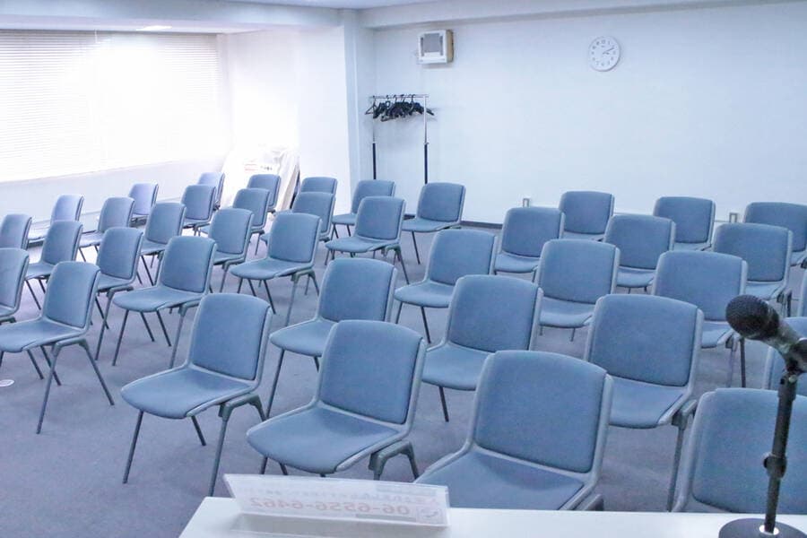 ＳＭＧ貸し会議室　近商ビル7階A室 写真3