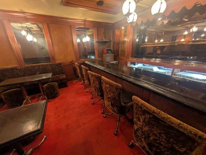 THE SALON