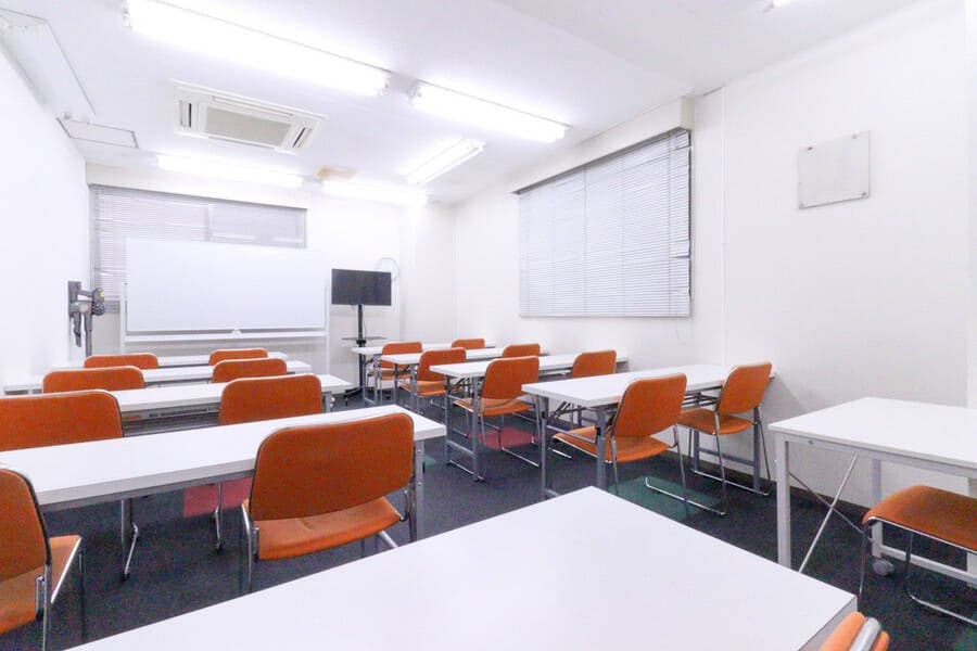 ふれあい貸し会議室 心斎橋F 写真2