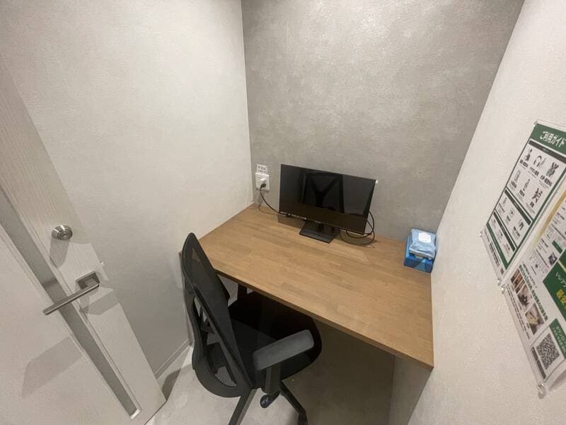 いいオフィス京都四条通1名個室（ブース1） 写真2