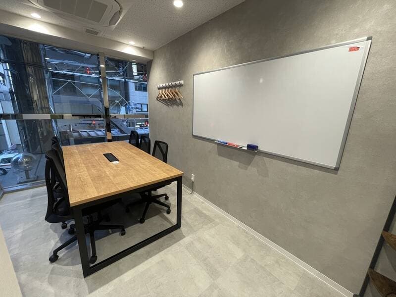 いいオフィス京都四条通6名会議室（Room B） 写真3