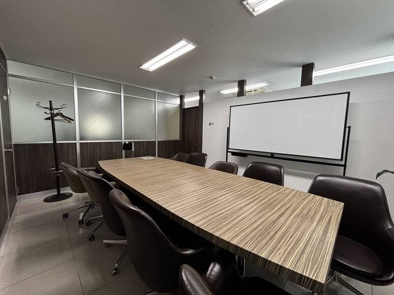 アパマンショップ仙台駅前店 2階応接室 写真2