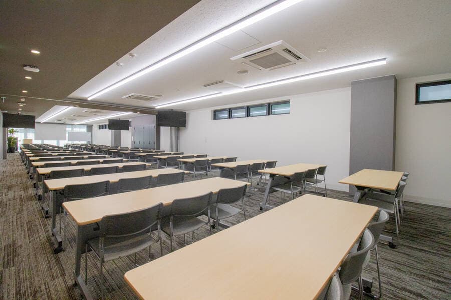 ふれあい貸し会議室 Premium トヨタレンタリース博多駅前A+B 写真2