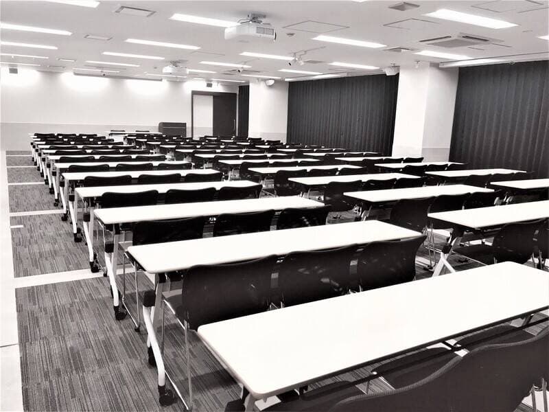リロの会議室　コンフォート水道橋　Room C 写真2