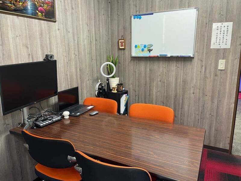 新東海学院 D室
