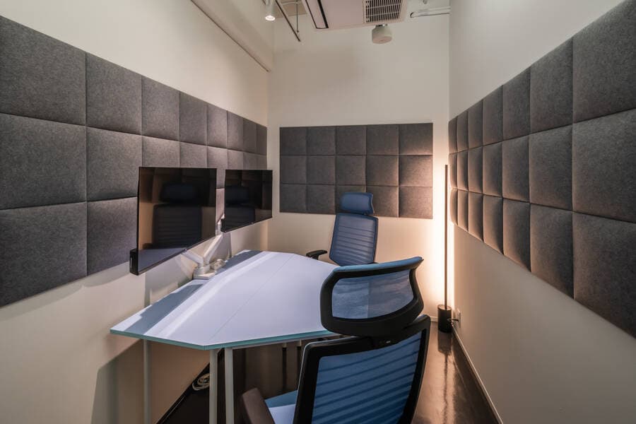 【BRIDGEX workplace】ミーティングルームD