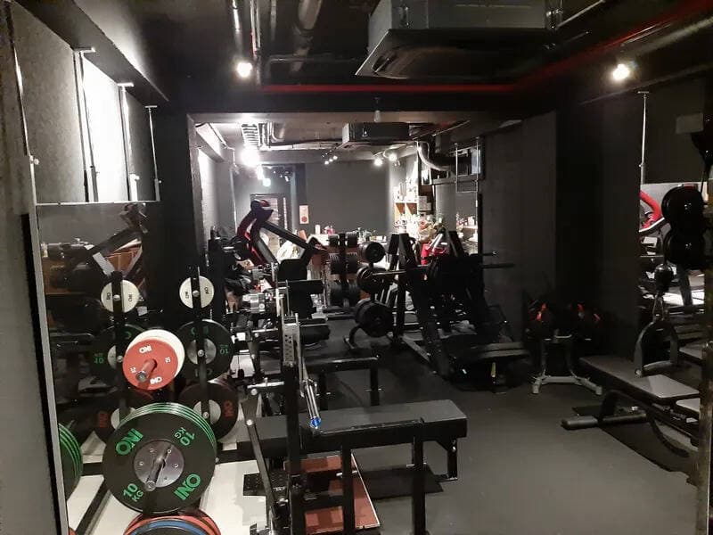 GYM&BAR PUMP-YA 写真2