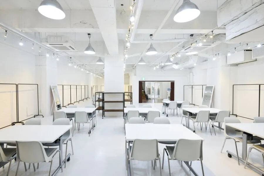 drapeau ANNEX A&B会場