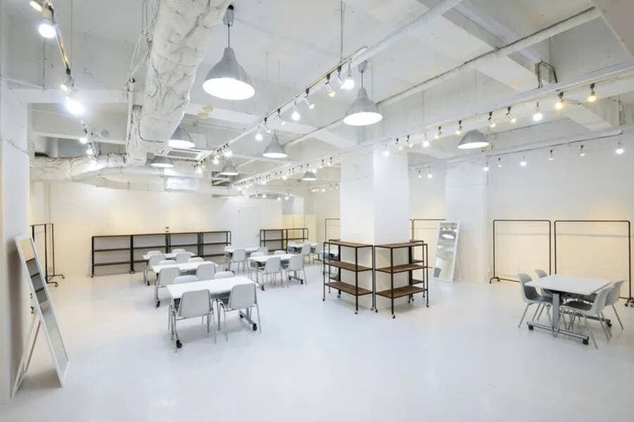 drapeau ANNEX A&B会場 写真3