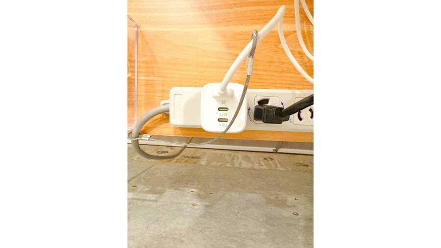 FEEEP 白楽店｜定員1名カウンター席｜席番号2(C) 写真3