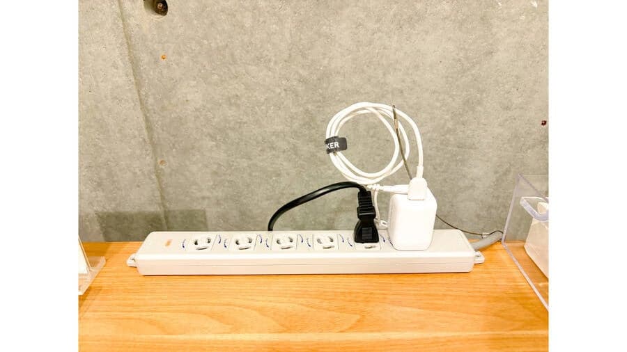 FEEEP 白楽店｜定員1名カウンター席｜席番号4(C) 写真2