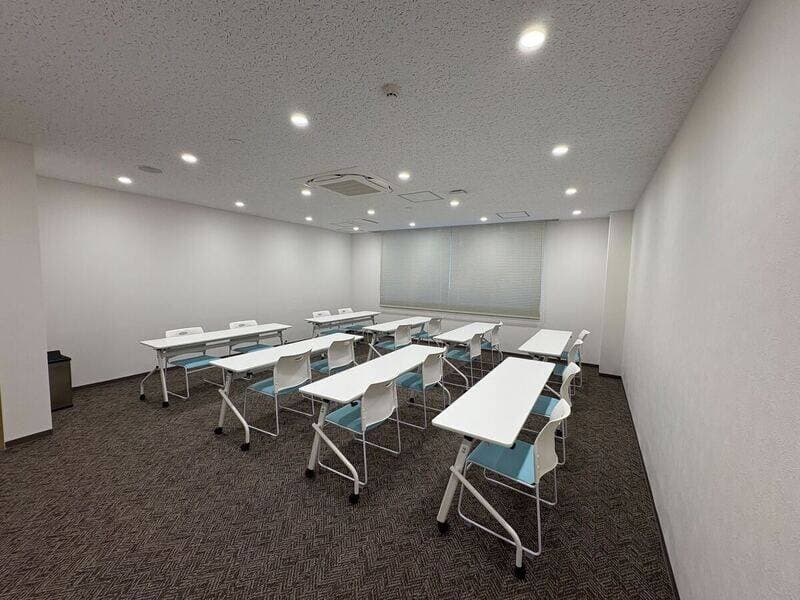 ウッドプレイス長野1階　貸会議室