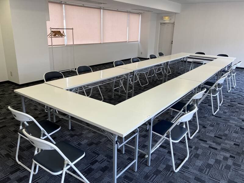 アルファオフィスビル3階 305会議室 写真4