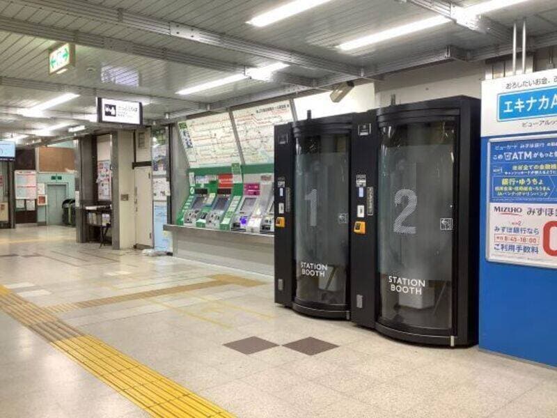 昭島駅改札外 写真2