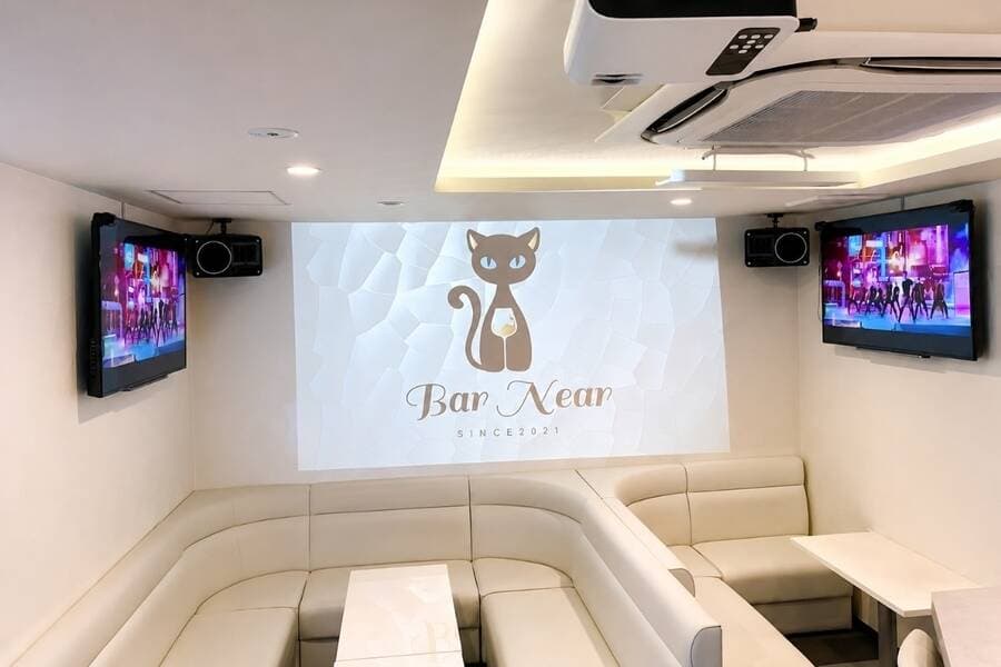 完全貸切セルフBar専門店 BarNear心斎橋 写真3
