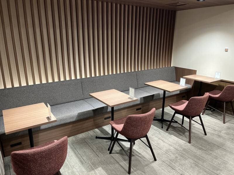 Work PLACE COCOLO 博多